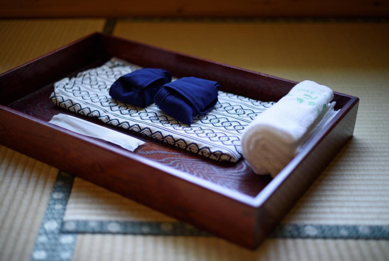 Hotel Minshuku Tsutaya Yufu Esterno foto